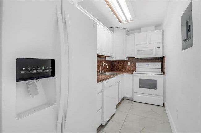 Photo - 4805 NW 7th St Unit 105-15