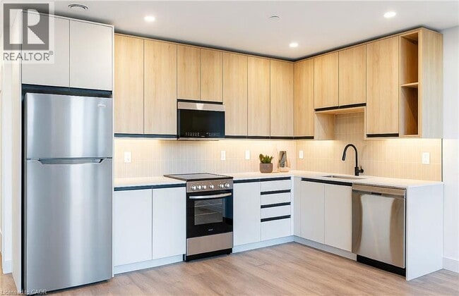 Photo - 4390 Hillview Dr Unité 202