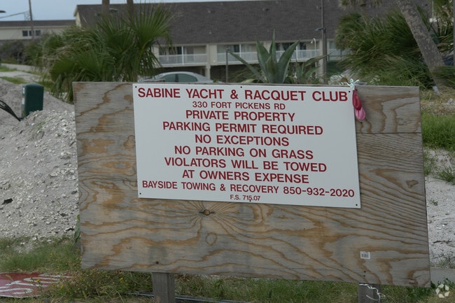 Photo - Sabine Yacht and Racquet Club