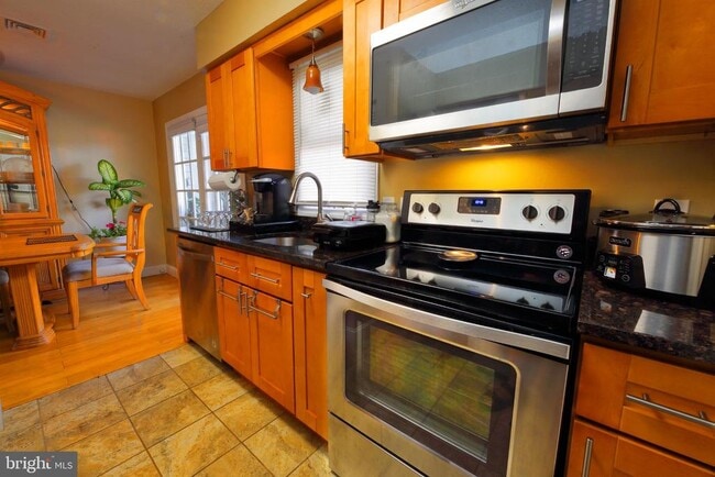 Photo - 10 Caravel Ct