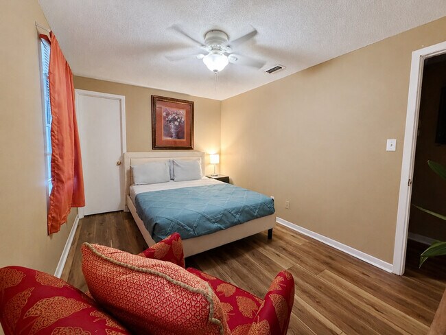 2300 N Patterson St Unidad SI FL2-ID1628675P