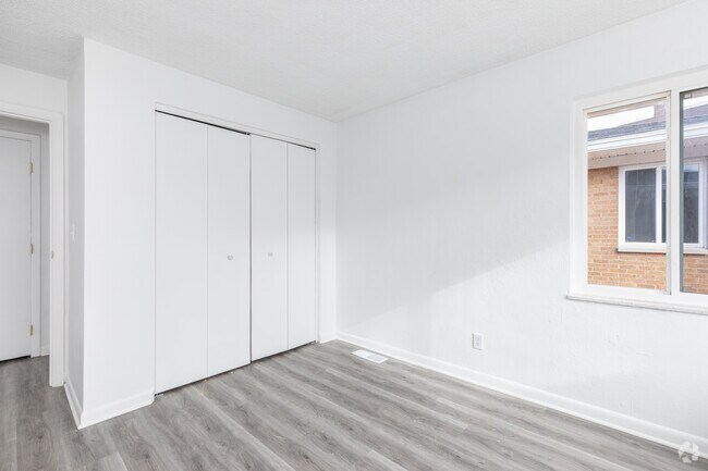 Bedroom Closet