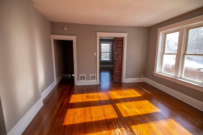 Photo - 4335 Minnesota Ave Unit 4335 A 2F