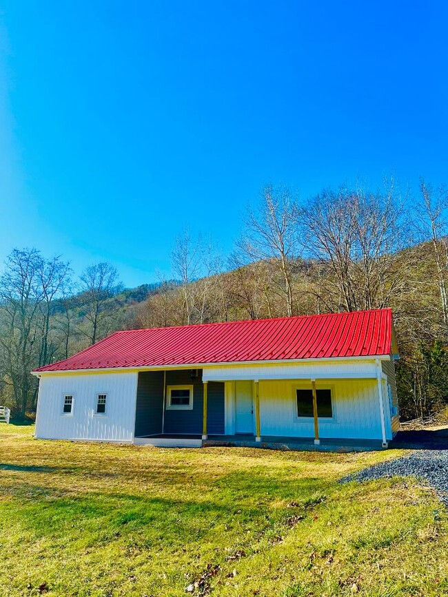 Photo - 19557 Brocks Gap Rd House