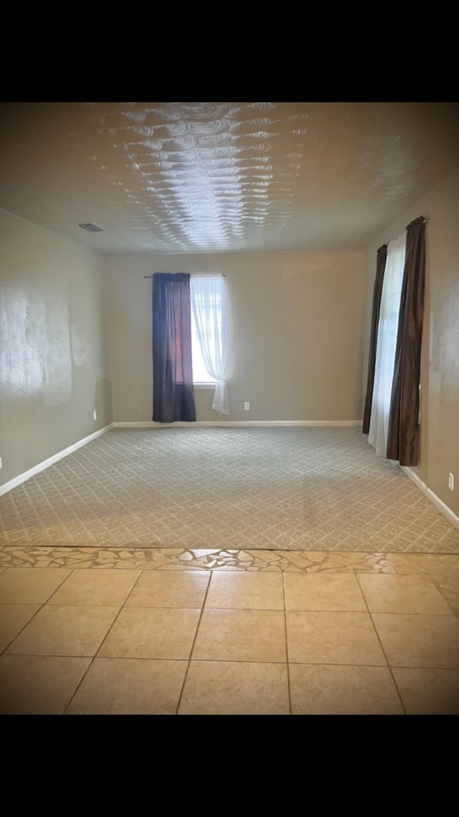 Photo - 2104 Euclid St