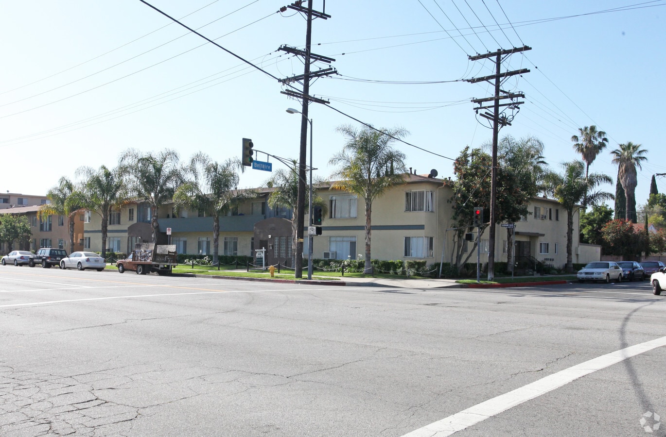 Photo - 12656 Burbank Blvd