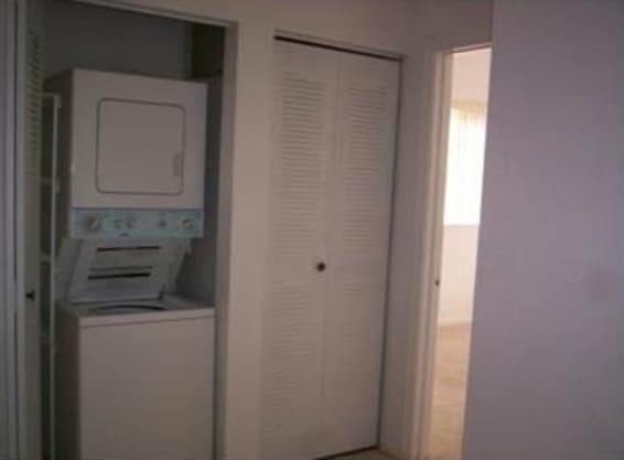 In-unit Laundry - The Gardens at Stirling