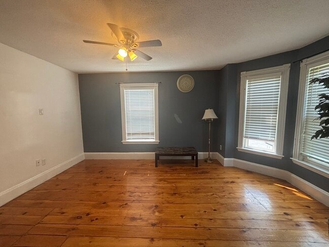 Photo - 9 Cushing St Unit 3