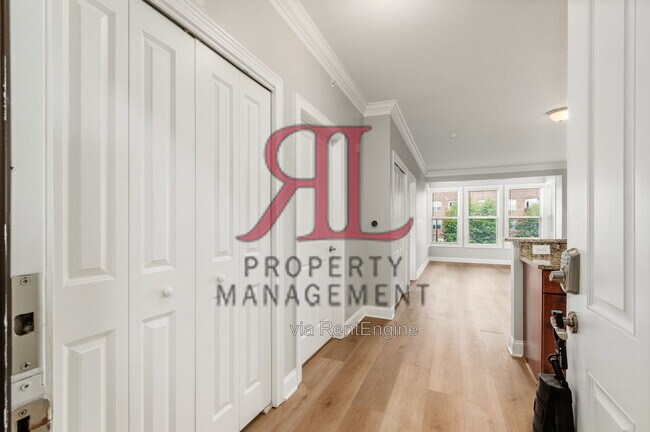 Photo - 925 Ingleside Ave Unit 215 215