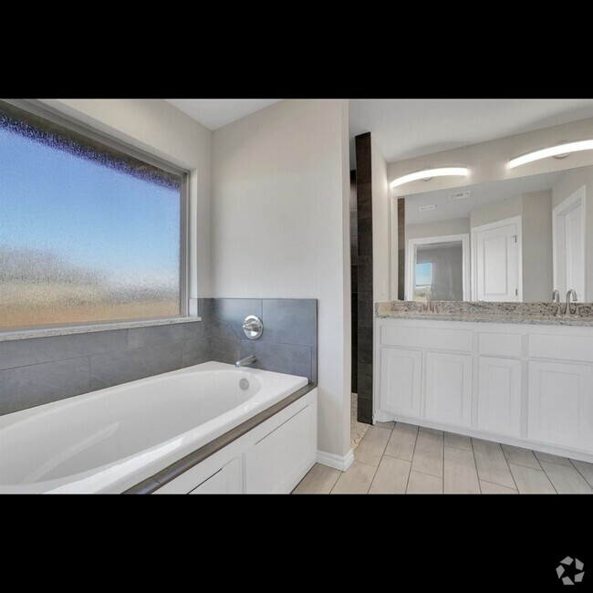 Building Photo - 2043 SW 45th St Rental
