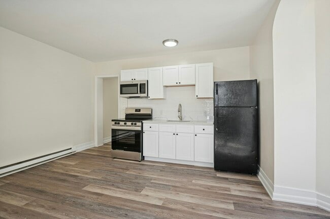 Photo - 109 W Queen Ln Unit 111 - 3R