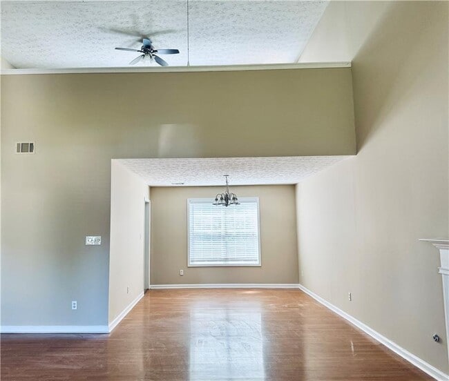 Photo - 175 Morton Walk Dr