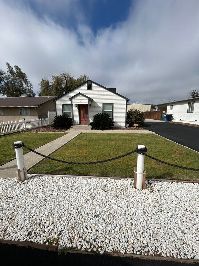 Building Photo - New New New 2 bedroom house in Northwest H...