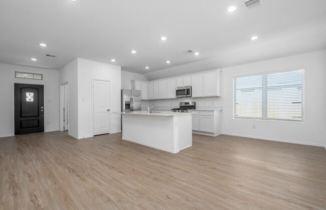 Photo - 7618 Auburn Hvn Trl