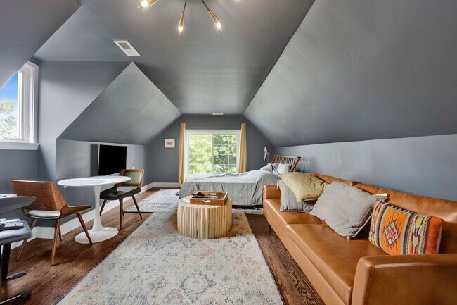 Photo - 1625 W Hollywood Ave Unit 3