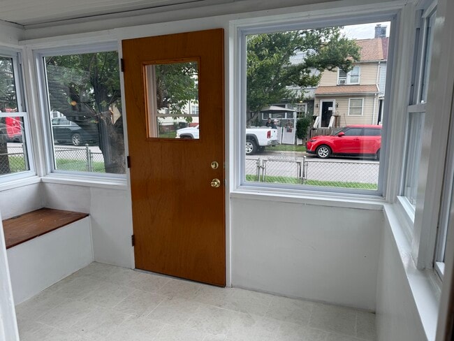 239 St Helena Ave