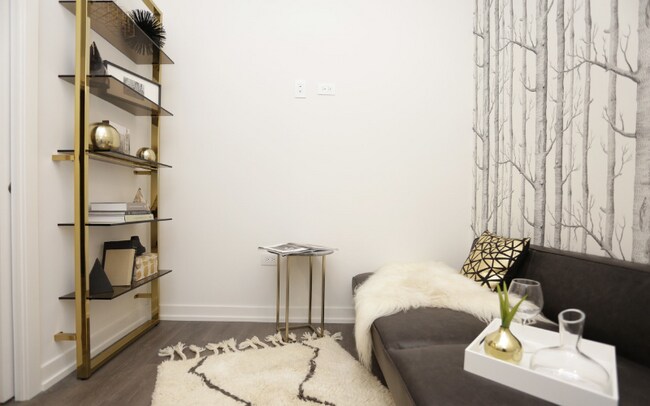 Photo - 729 N Hudson Ave