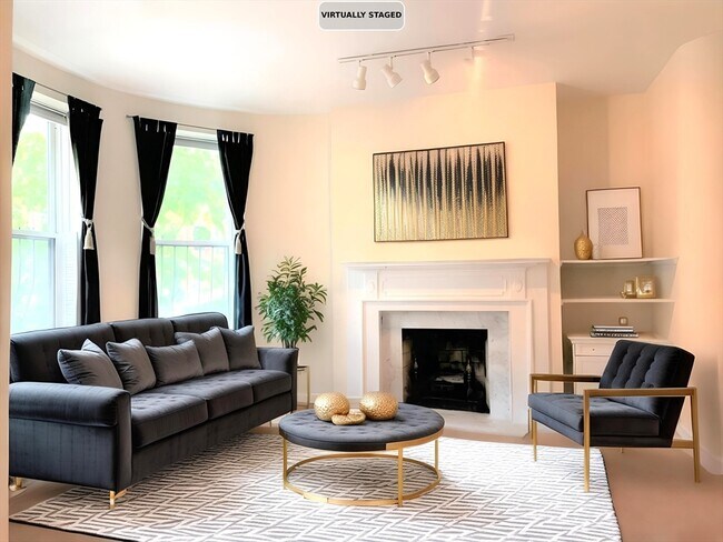 Photo - 425 Marlborough St Unidad 2