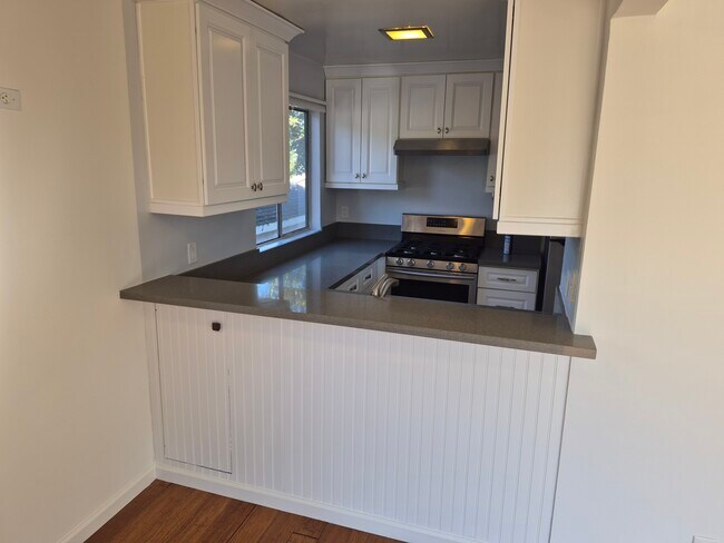 848 San Pascual Ave Unit 2