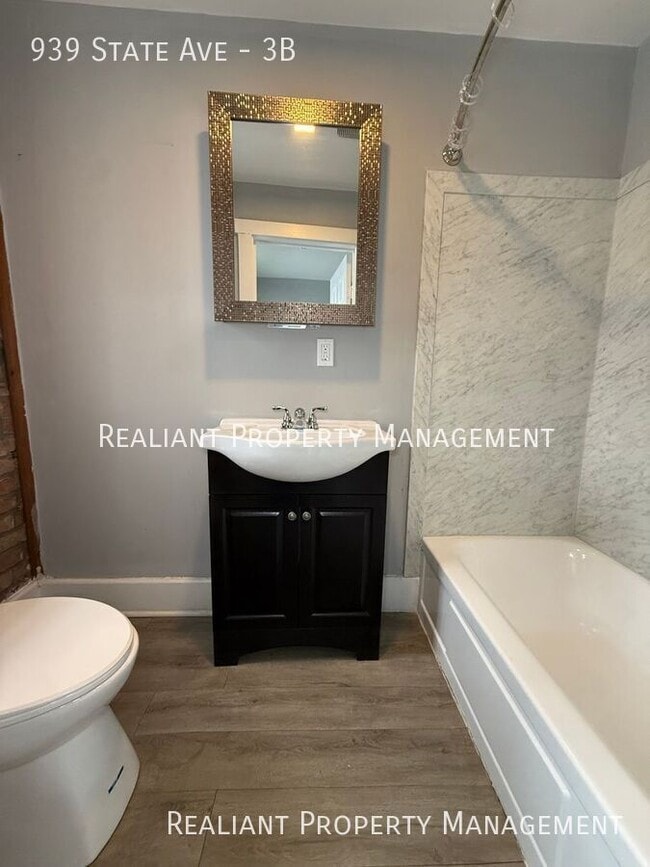 Photo - 939 State Ave Unit 3B