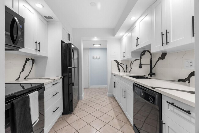 Photo - 950 Ponce De Leon Rd Unit 207