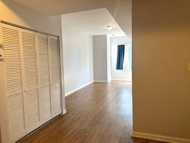 Photo - 1711 N Kimball Ave Unit 2F