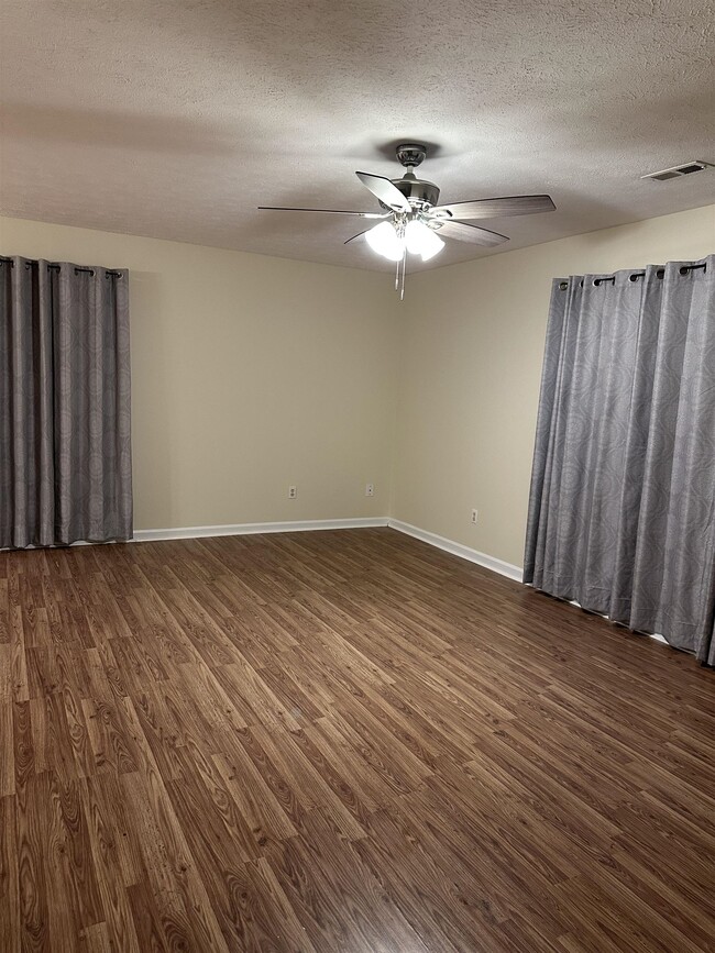 Photo - 3524 Highway 378