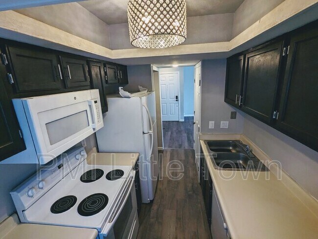 Photo - 11105 E Alameda Ave