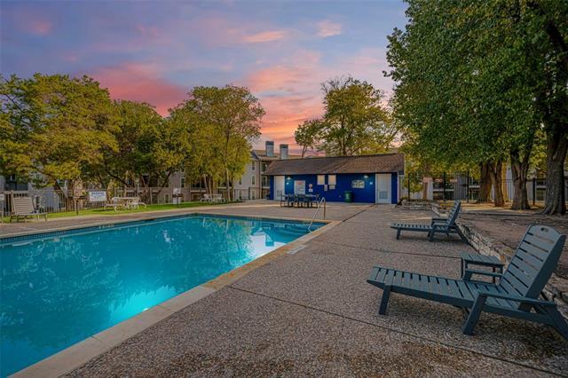 Photo - 2430 Cromwell Cir Unidad 0709