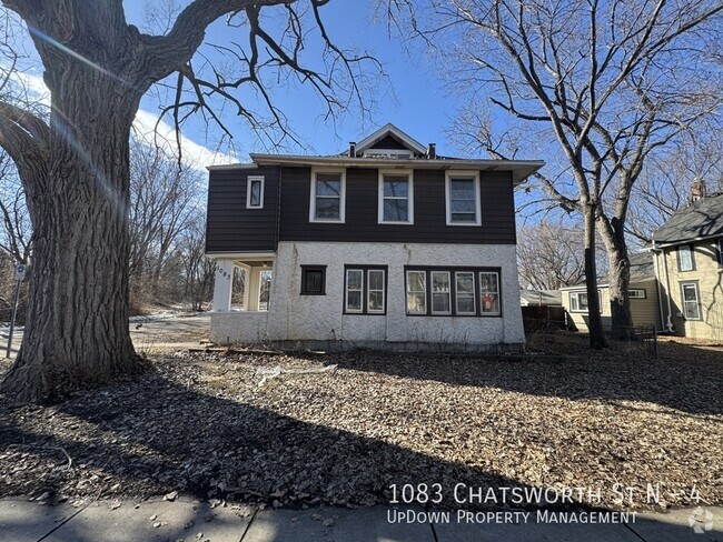 Building Photo - 1083 Chatsworth St N Unit 4 Rental