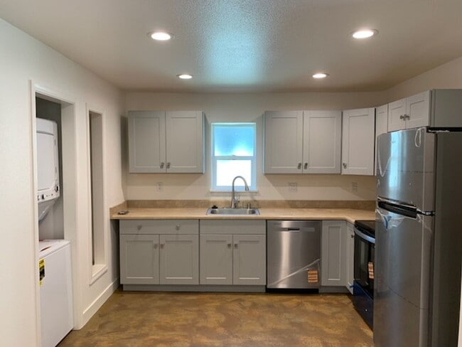 Photo - COMING SOON!!! Brand New 2 Bedroom 1 Bath