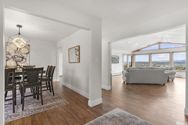 Photo - 3400 Southampton Dr