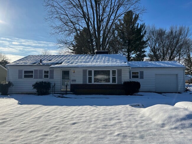 Building Photo - 112 Parkside Dr Rental
