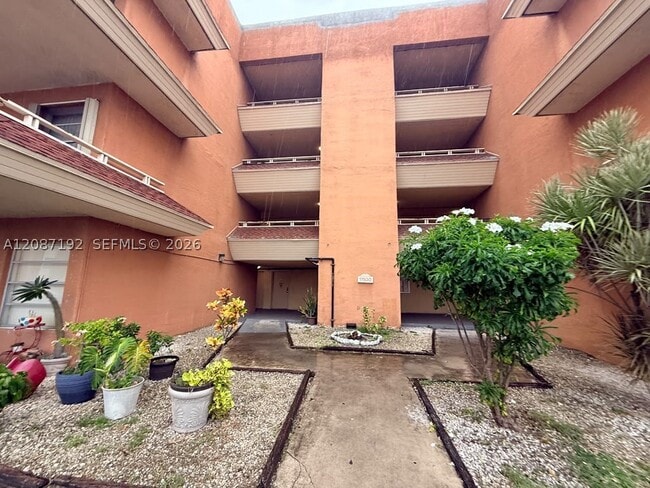 Photo - 17530 NW 68th Ave Unit C4010
