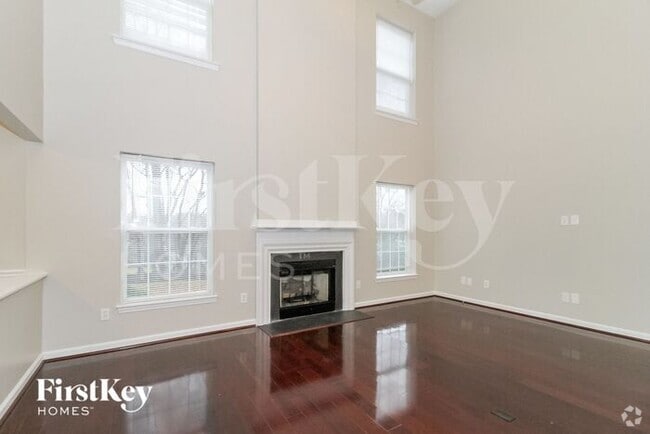 Building Photo - 4015 Velinda Dr Rental
