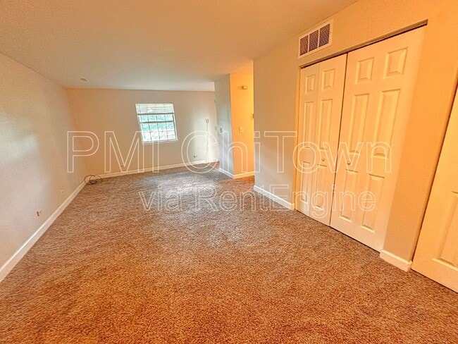 Photo - 8 Gant Cir Unit D