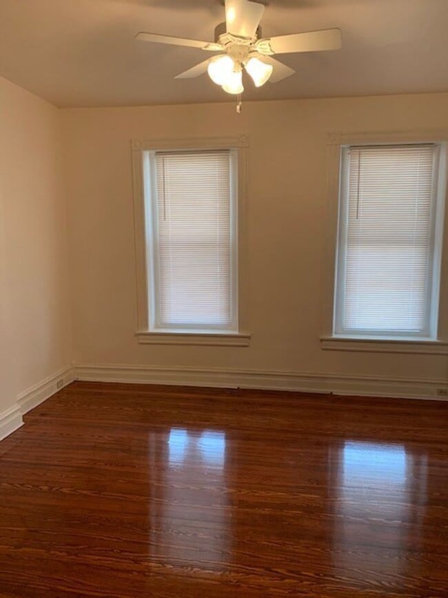 Photo - 139 N 10th St Unit Apt 1