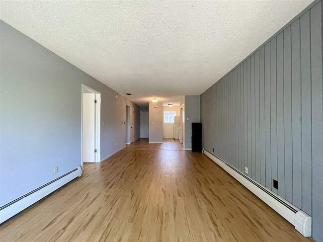 Photo - 3150 Lakeside Dr