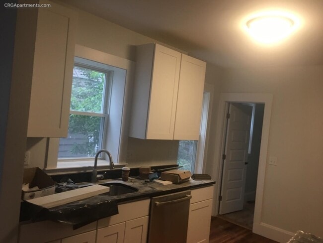 Photo - 17 Ashland St Unidad 3B