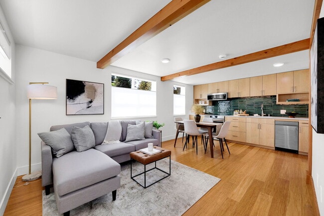 Photo - 45 W 27th Ave