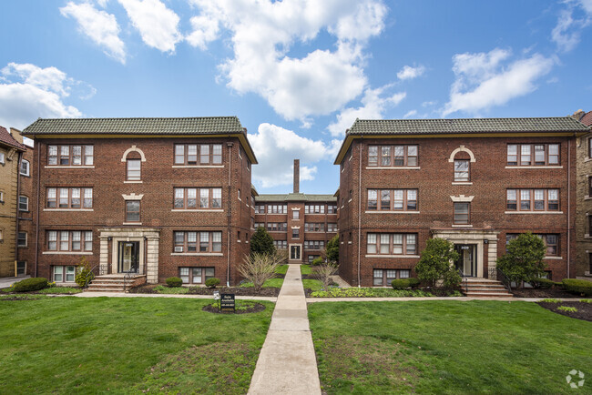 Building Photo - Overlook Manor Rental