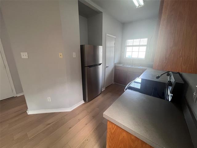 Photo - 5981 Robinwood Ln