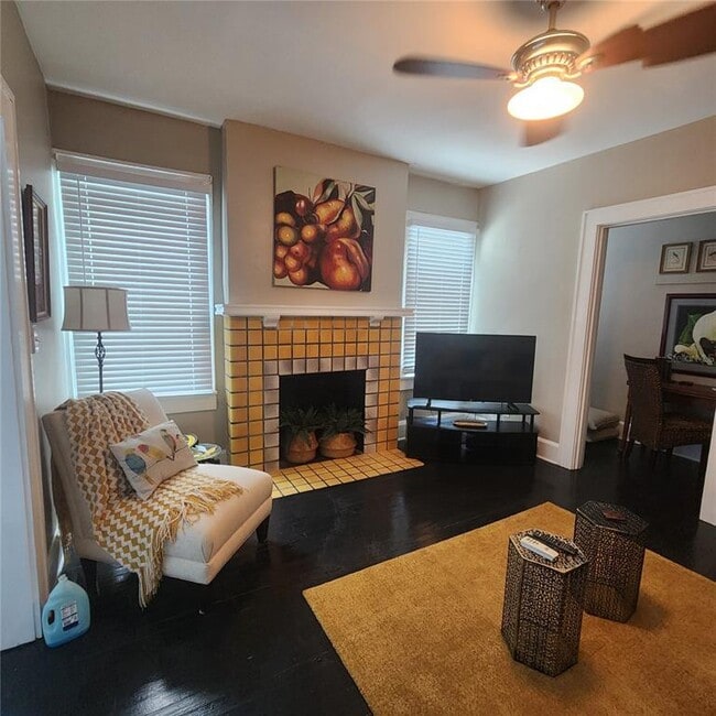 Photo - 2014 Jackson St N Unit 5