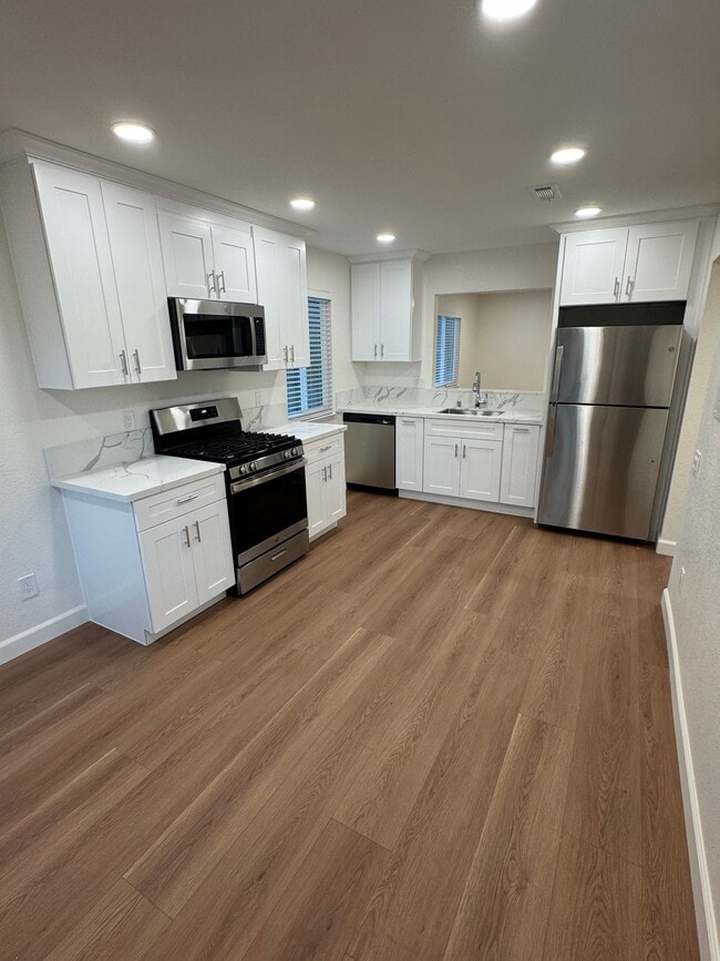 Kitchen - 4903 Cowell Blvd Unit Oasis Apartments A C D