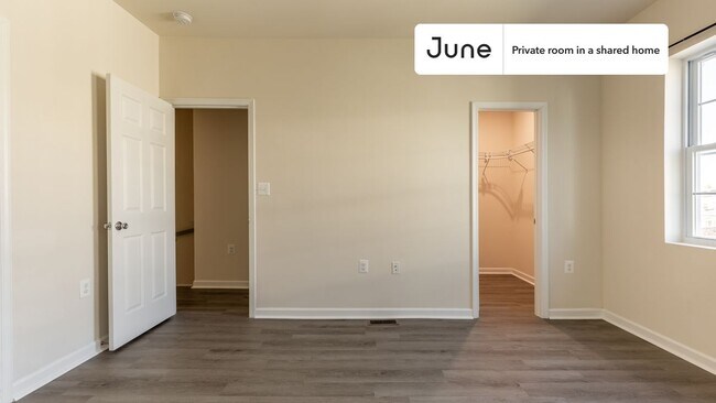 Photo - Room in Shared 4 bed/3.5 bath home Unidad A