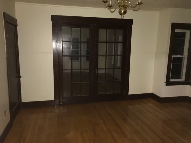 Photo - 205 Rollstone St Unidad 3F