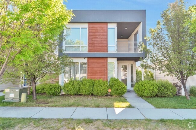 Building Photo - 11611 Alexandria Dr Rental