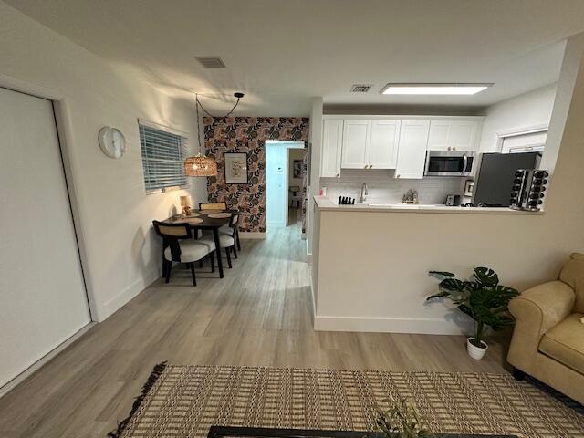 Photo - 524 Eastwind Dr