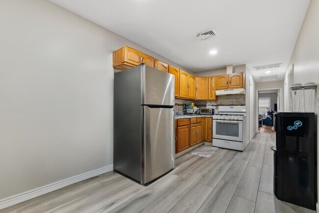 Photo - 706 Ocean Ave Unidad 2