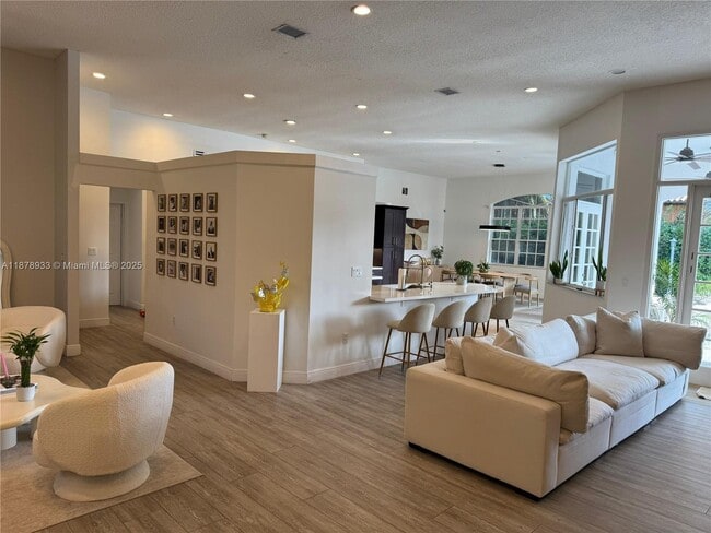 Building Photo - 14601 SW 99th Ave Rental